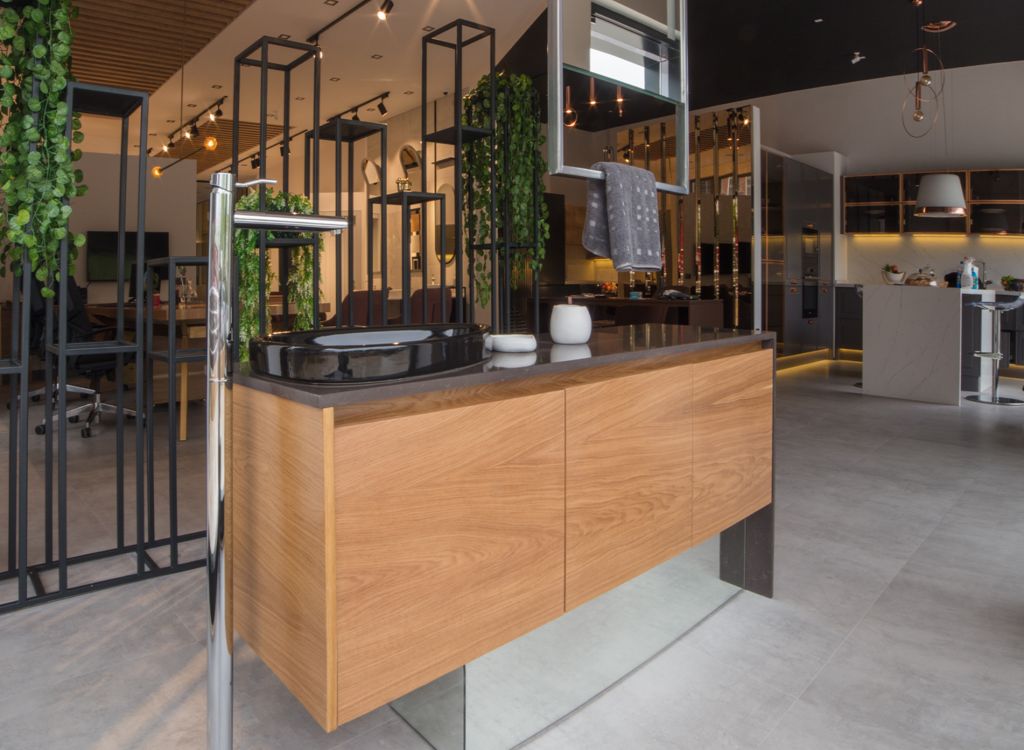 ÖMS ÖZEL MOBİLYA SAN. VE TİC. LTD. ŞTİ.